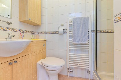 photo for Bushey Heath, Bushey, Hertfordshire