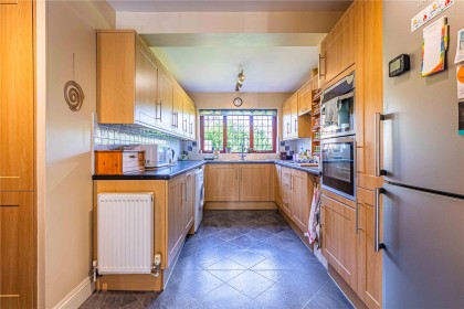 photo for Bushey Heath, Bushey, Hertfordshire