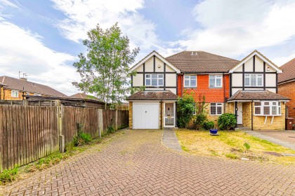 photo for Bushey, Hertfordshire