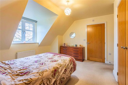 photo for Bushey Heath, Bushey, Hertfordshire
