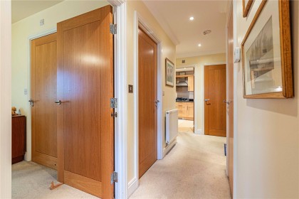 photo for Bushey Heath, Bushey, Hertfordshire