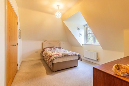 photo for Bushey Heath, Bushey, Hertfordshire