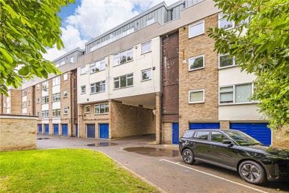 photo for The Rutts, Bushey Heath, Hertfordshire