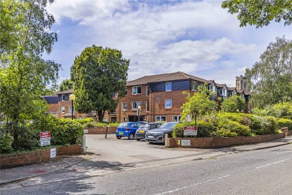 photo for Bushey Heath, Bushey, Hertfordshire