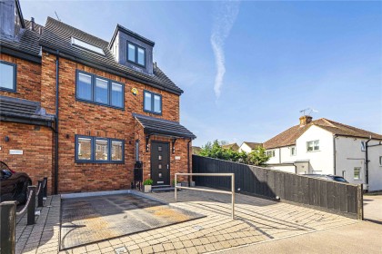 photo for Roughdown Road, Hemel Hempstead, Hertfordshire