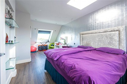 photo for Roughdown Road, Hemel Hempstead, Hertfordshire