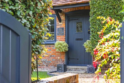 photo for Dagnall, Buckinghamshire