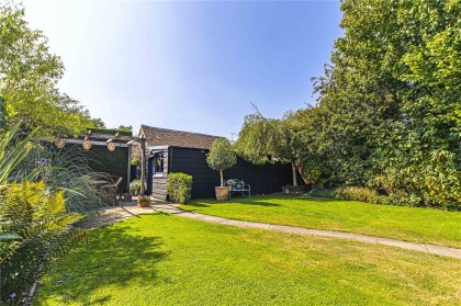 photo for Dagnall, Buckinghamshire