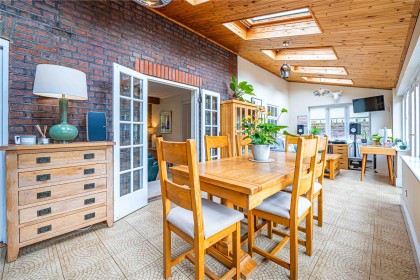 photo for Dagnall, Berkhamsted, Buckinghamshire