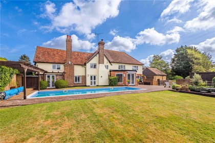 photo for Dagnall, Buckinghamshire