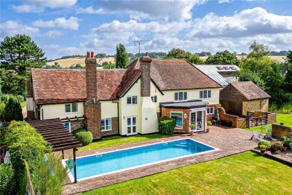 photo for Dagnall, Buckinghamshire