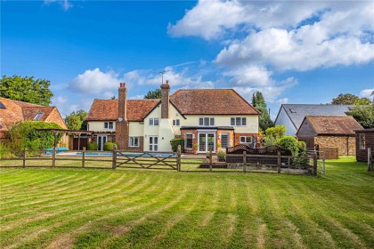 photo for Dagnall, Buckinghamshire