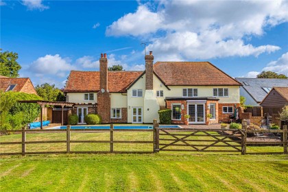 photo for Dagnall, Buckinghamshire