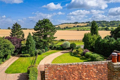 photo for Dagnall, Buckinghamshire