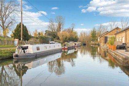 photo for Bulbourne, Tring, Buckinghamshire