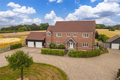 photo for Hastoe, Tring, Hertfordshire