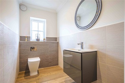 photo for Hastoe, Tring, Hertfordshire