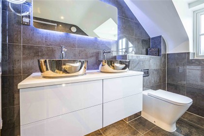 photo for Hastoe, Tring, Hertfordshire