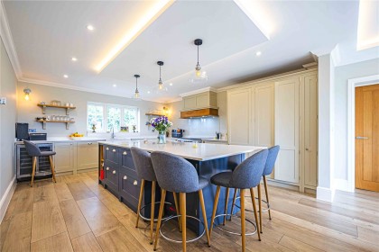 photo for Hastoe, Tring, Hertfordshire