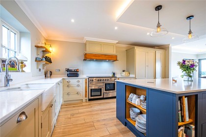 photo for Hastoe, Tring, Hertfordshire