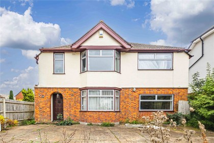 photo for Bovingdon, Hemel Hempstead, Hertfordshire