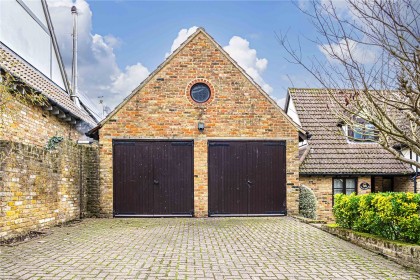 photo for Berkhamsted, Hertfordshire