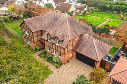 photo for Gravel Path, Berkhamsted, Hertfordshire