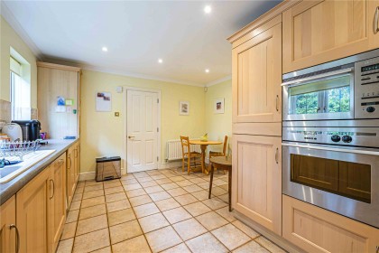 photo for Gravel Path, Berkhamsted, Hertfordshire