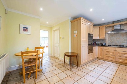 photo for Gravel Path, Berkhamsted, Hertfordshire