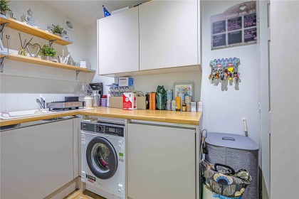 photo for Hollybush Lane, Hemel Hempstead, Hertfordshire