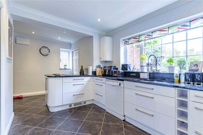 photo for Studham, Central Bedfordshire