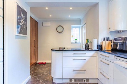 photo for Studham, Central Bedfordshire