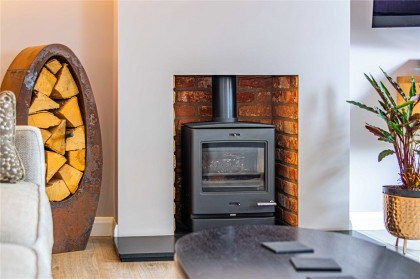 photo for Studham, Central Bedfordshire