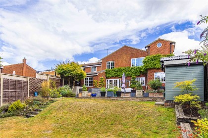 photo for Studham, Central Bedfordshire