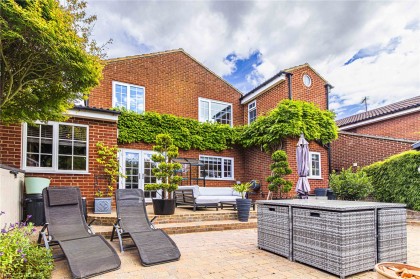 photo for Studham, Central Bedfordshire