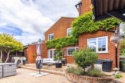 photo for Studham, Central Bedfordshire