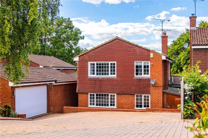 photo for Studham, Central Bedfordshire