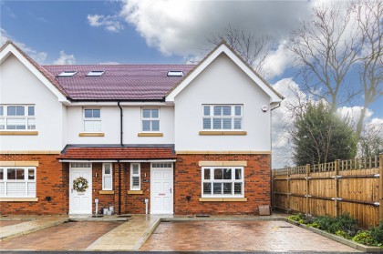 photo for Bovingdon, Hemel Hempstead, Hertfordshire