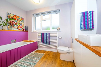 photo for Nash Mills, Hemel Hempstead, Hertfordshire