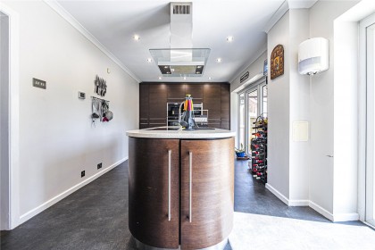 photo for Leverstock Green, Hemel Hempstead, Hertfordshire
