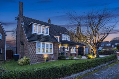 photo for Leverstock Green, Hemel Hempstead, Hertfordshire