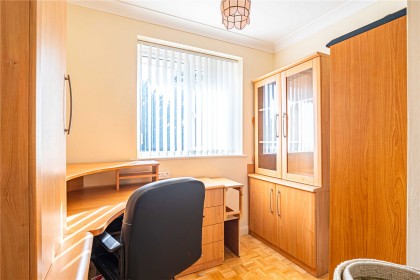 photo for Highfield, Hemel Hempstead, Hertfordshire