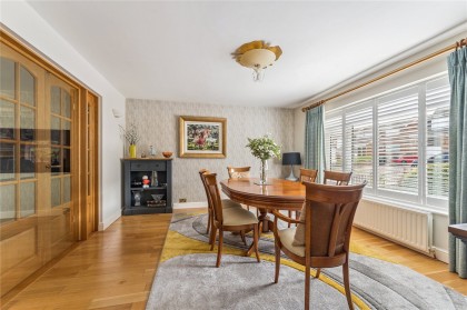 photo for Grovehill, Hemel Hempstead, Hertfordshire