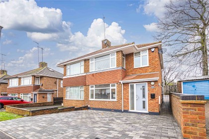 photo for Nash Mills, Hemel Hempstead, Hertfordshire