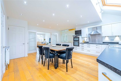photo for Nash Mills, Hemel Hempstead, Hertfordshire