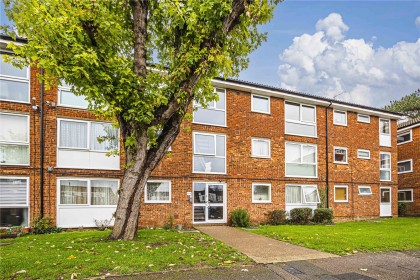 photo for Woodhall Farm, Hemel Hempstead, Hertfordshire