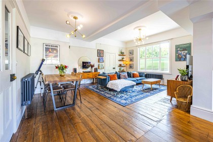 photo for Dagnall, Berkhamsted, Buckinghamshire