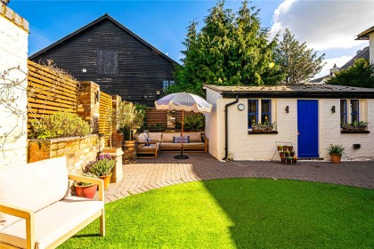 photo for Dagnall, Berkhamsted, Buckinghamshire