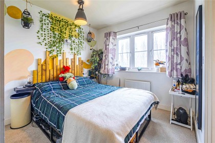 photo for Leavesden, Watford, Hertfordshire