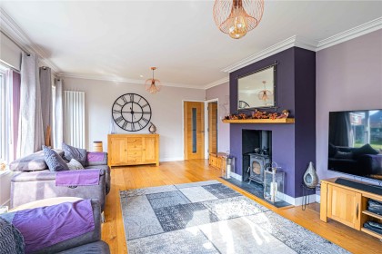 photo for Leverstock Green, Hemel Hempstead, Hertfordshire